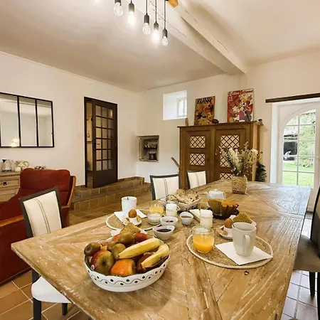 Maison Luzoue فندق مبيت وإفطار 3*