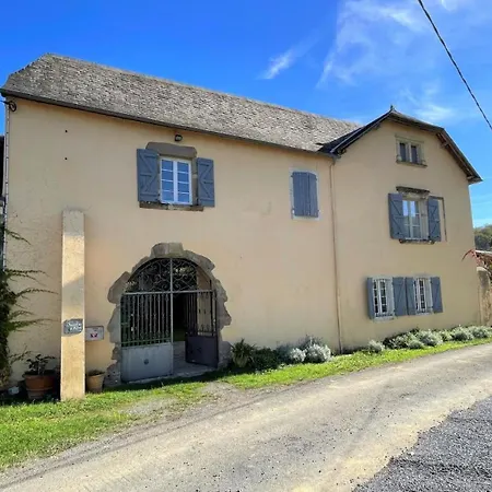 Couette-café Maison Luzoué